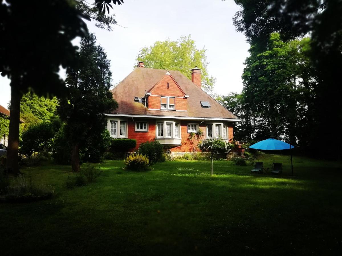 Bed & Breakfast Domaine De La Cote Aux Chats 3*